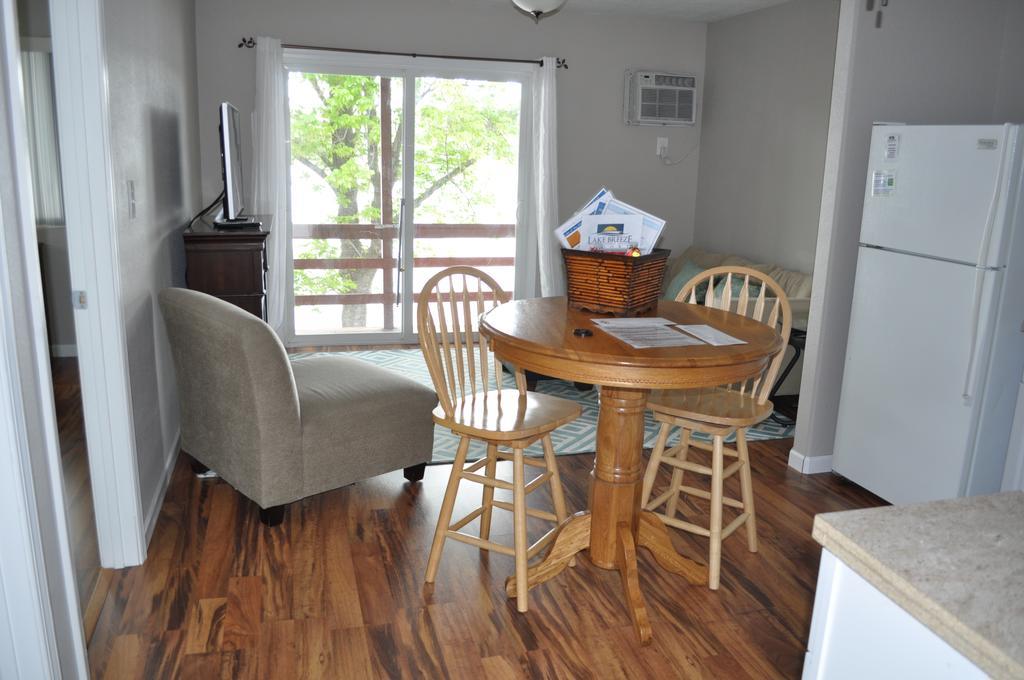 Lake Breeze Resort Camdenton Luaran gambar